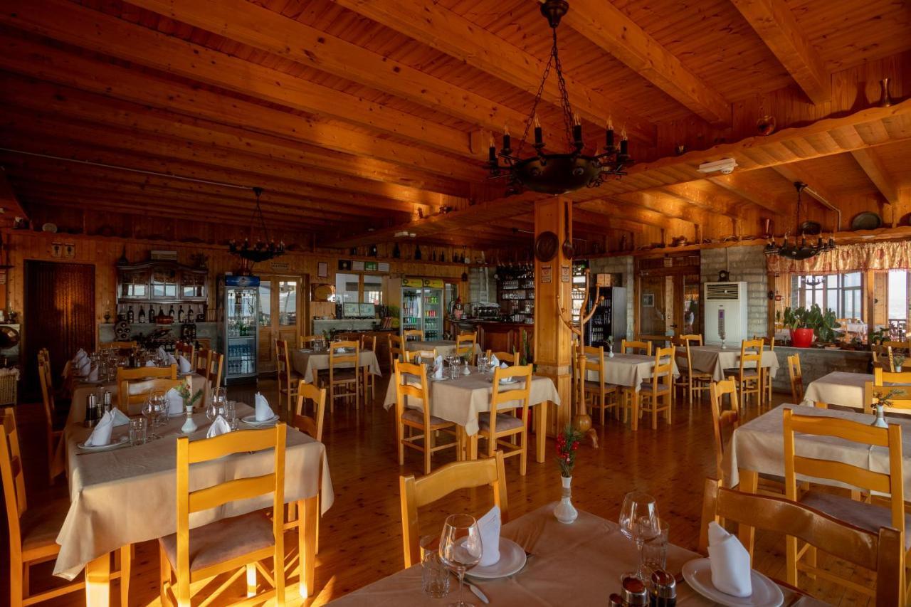 Wooden House Hotel Canaj Luaran gambar